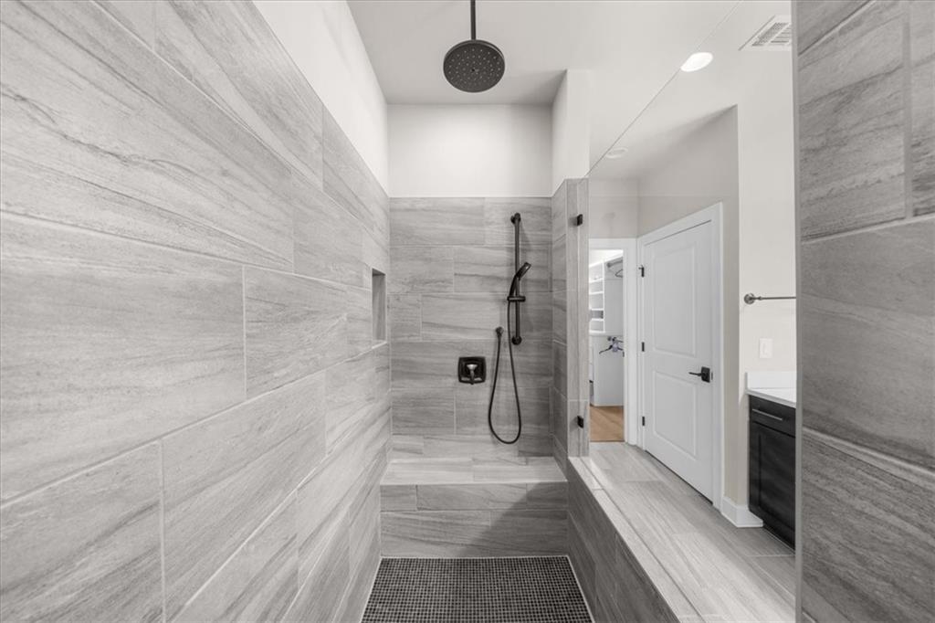 Chelsea Walk - Residential