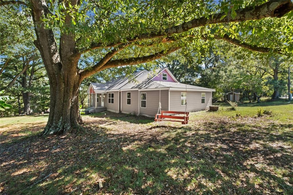 210 Shaw Road SW