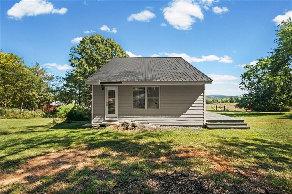 210 Shaw Road SW