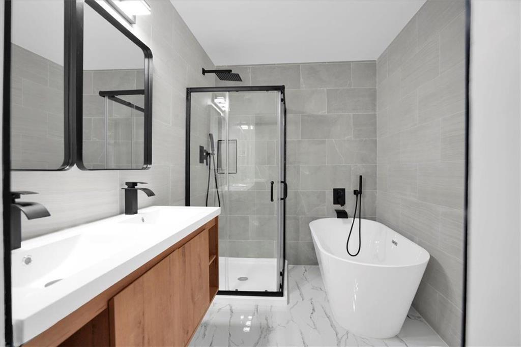 TILSON HEIGHTS - Residential