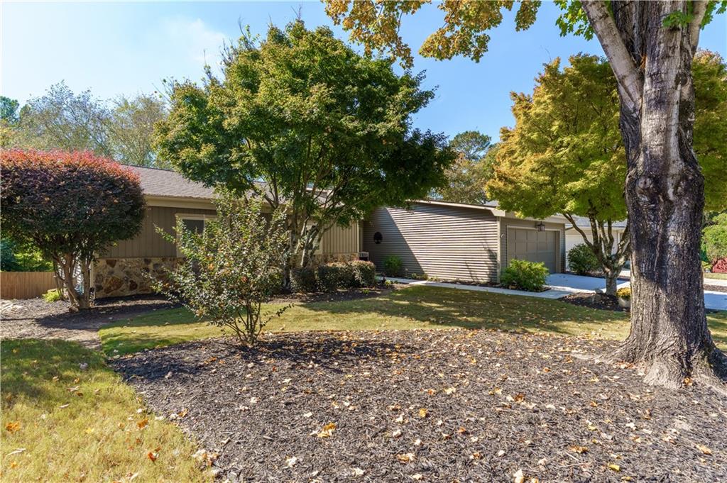 3810 Courtside Terrace