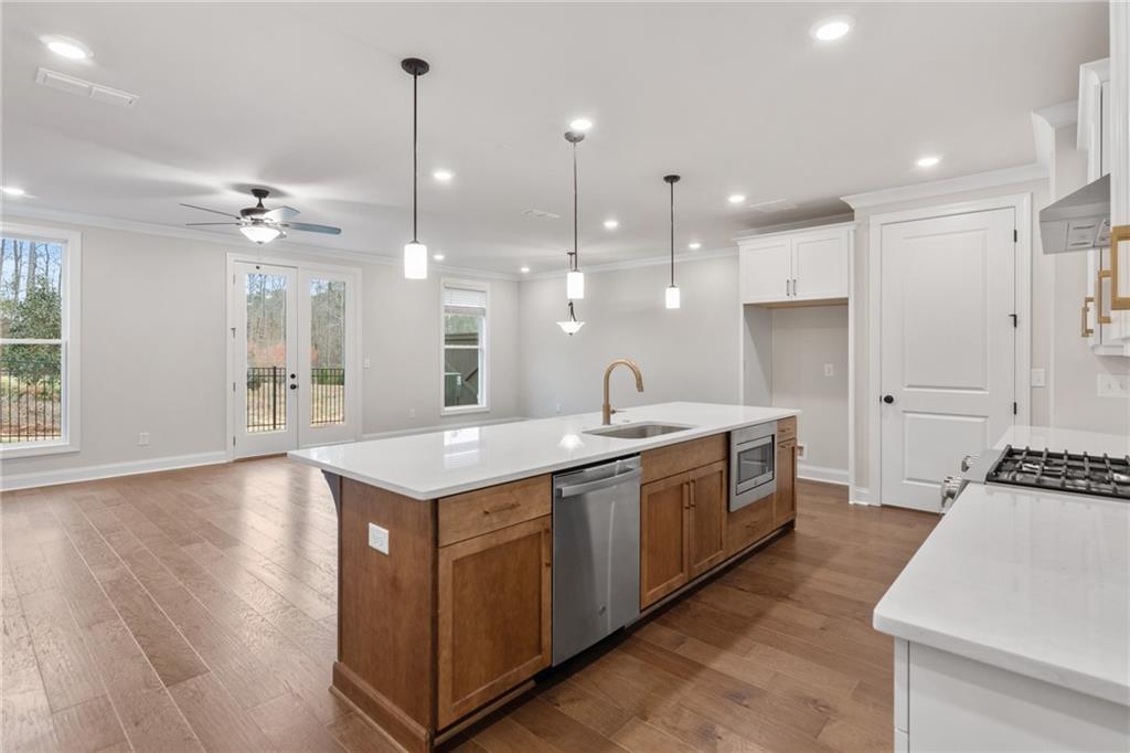 5692 Broad River View 435