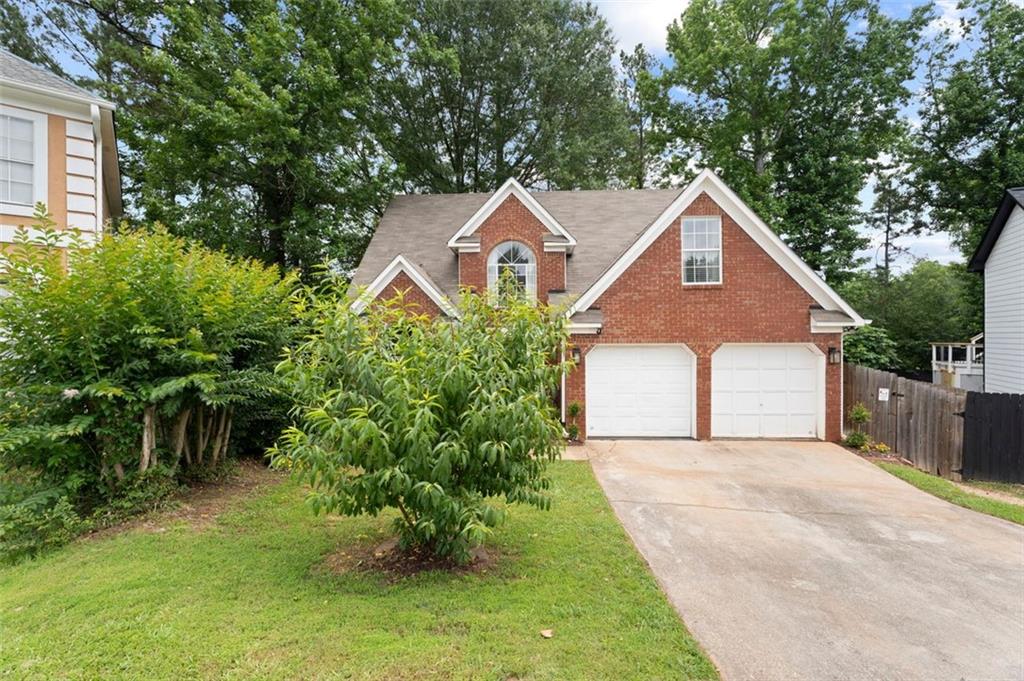 565 SAINT JAMES Court