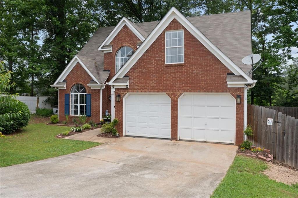 565 SAINT JAMES Court