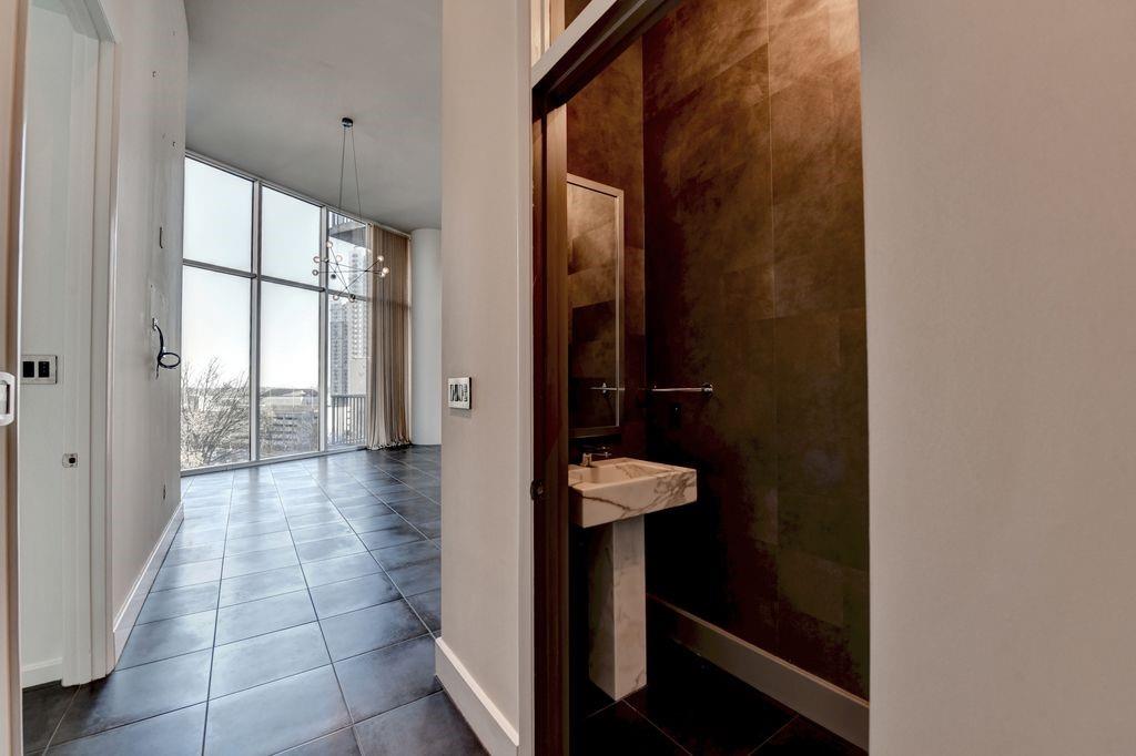 1080 Peachtree Street NE 703