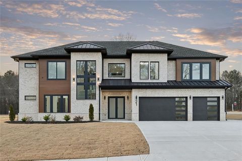 Homes For Sale - 21 Rocky Ridge Way<br/> Auburn, GA 30011