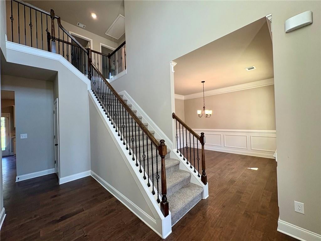 1027 Lakeview Oaks Court
