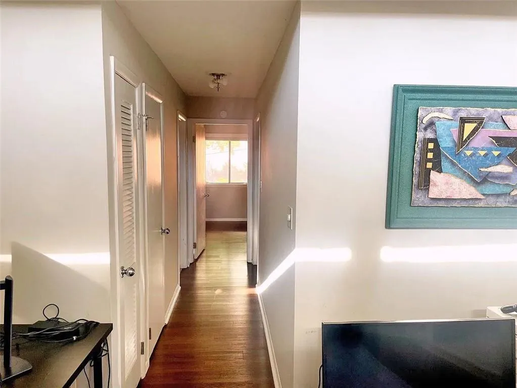 Atlanta, Georgia 30328, United States, 2 Bedrooms Bedrooms, ,2 BathroomsBathrooms,Residential,Active,254324