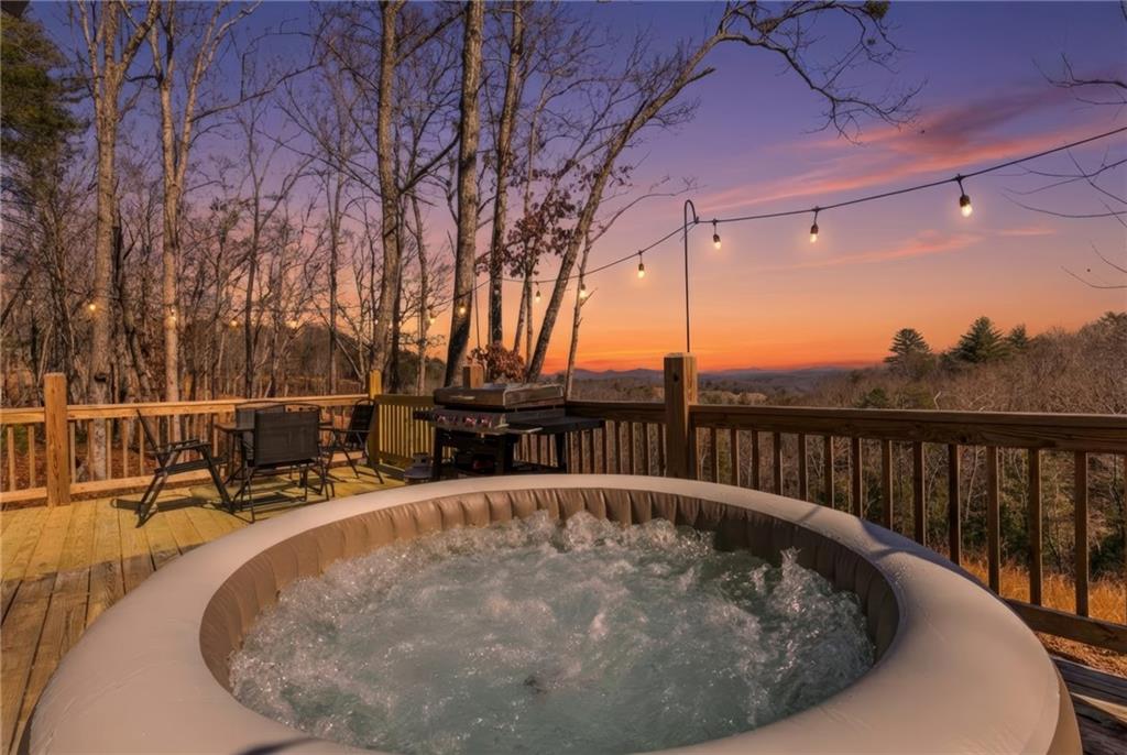 465 White Oak Circle