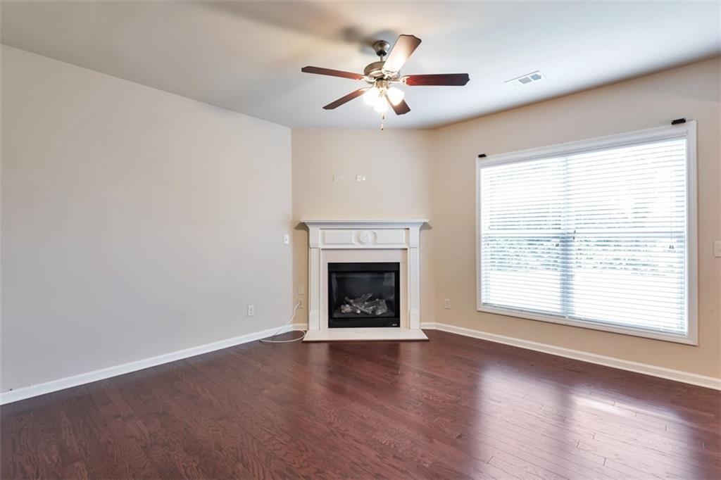 Lanier Walk - Residential Lease