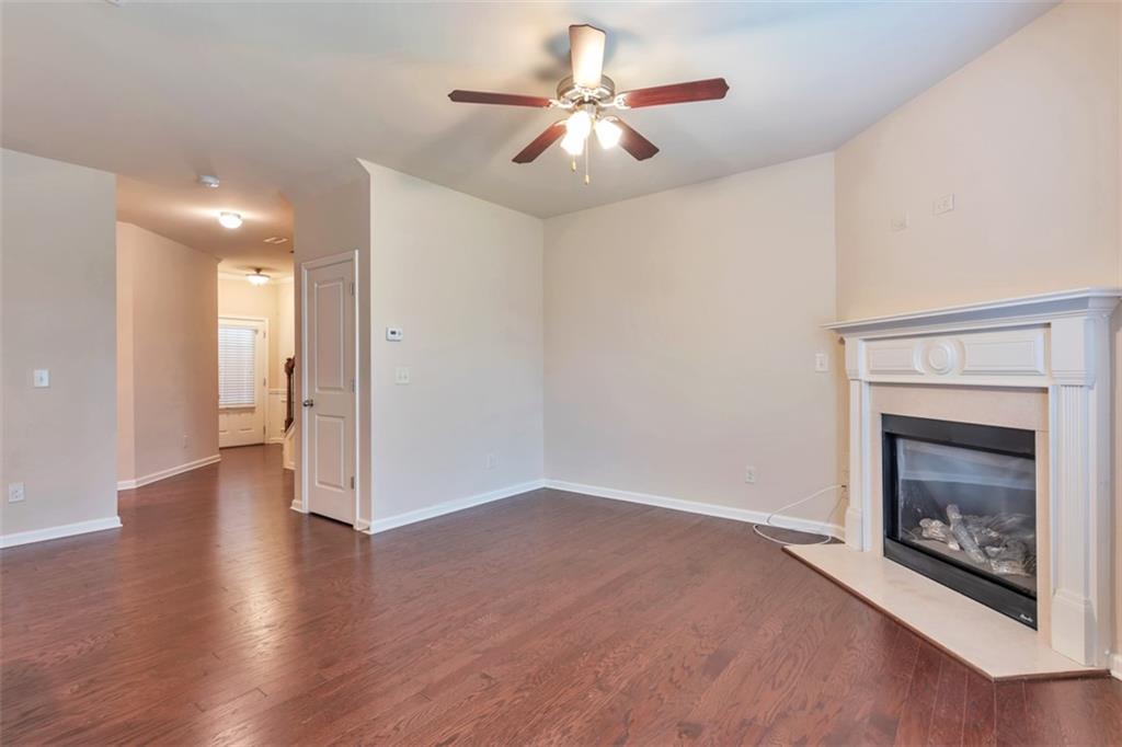 Lanier Walk - Residential Lease