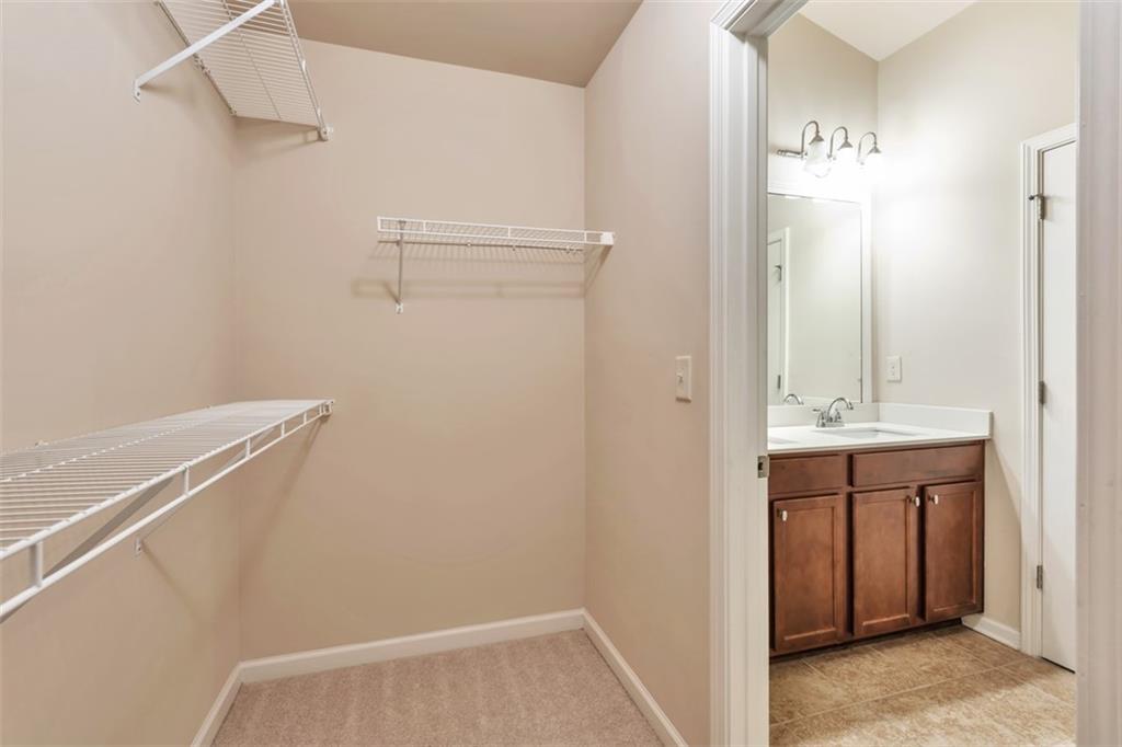 Lanier Walk - Residential Lease