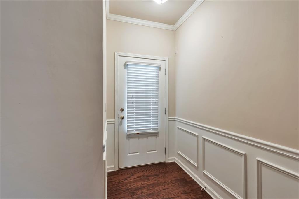 Lanier Walk - Residential Lease