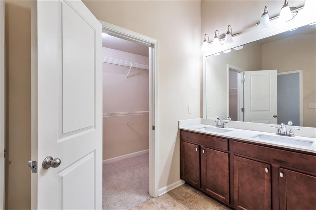 Lanier Walk - Residential Lease