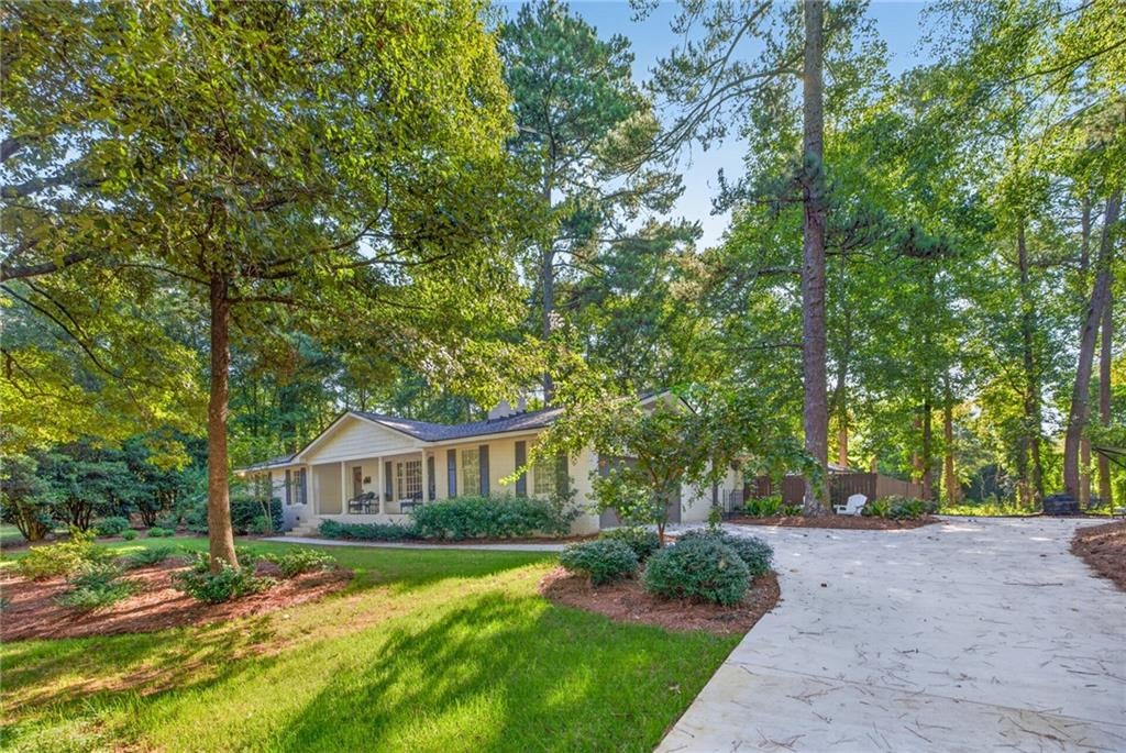190 Gatewood Place