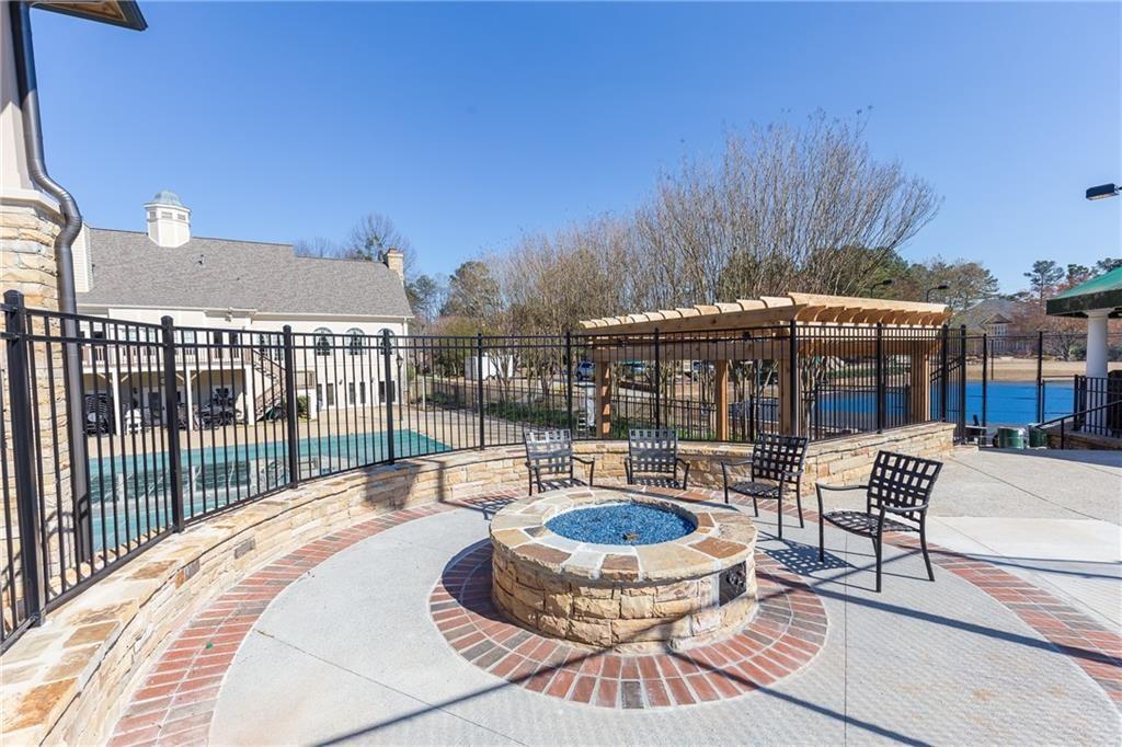 Nesbit Lakes - Residential Lease