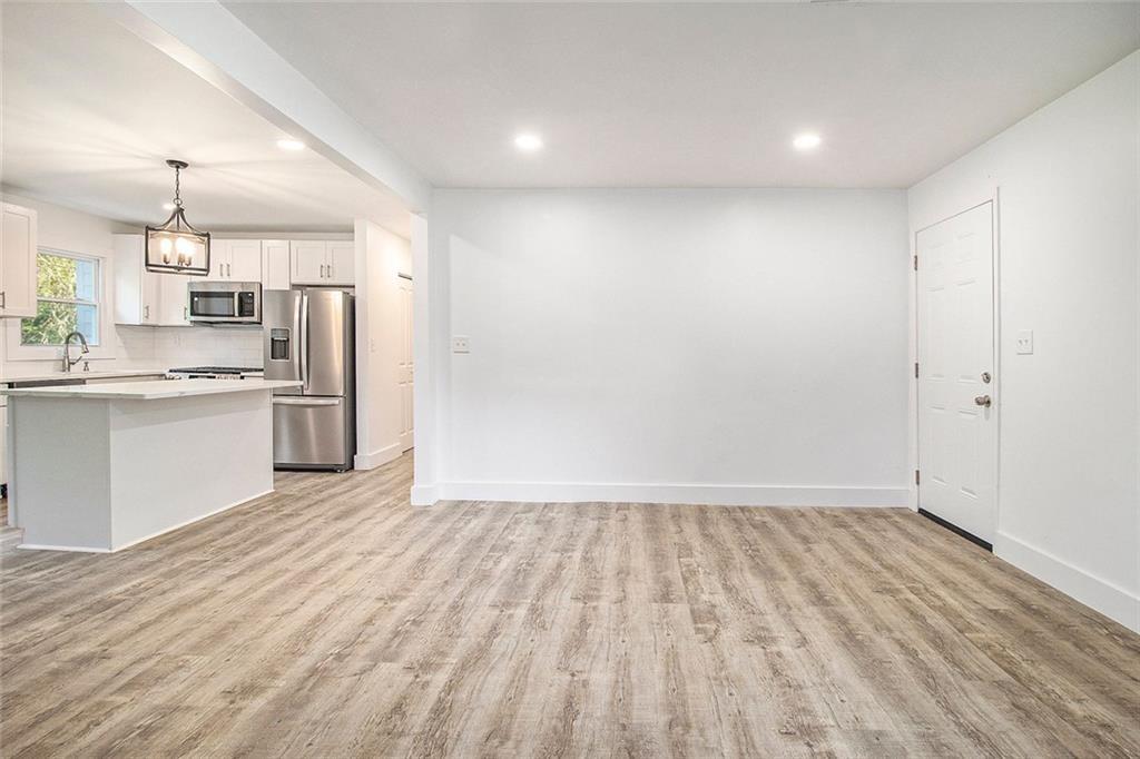 1317 Redford Drive SE