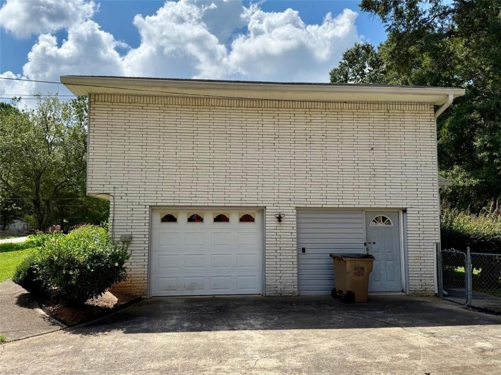 6641 Londonderry Drive