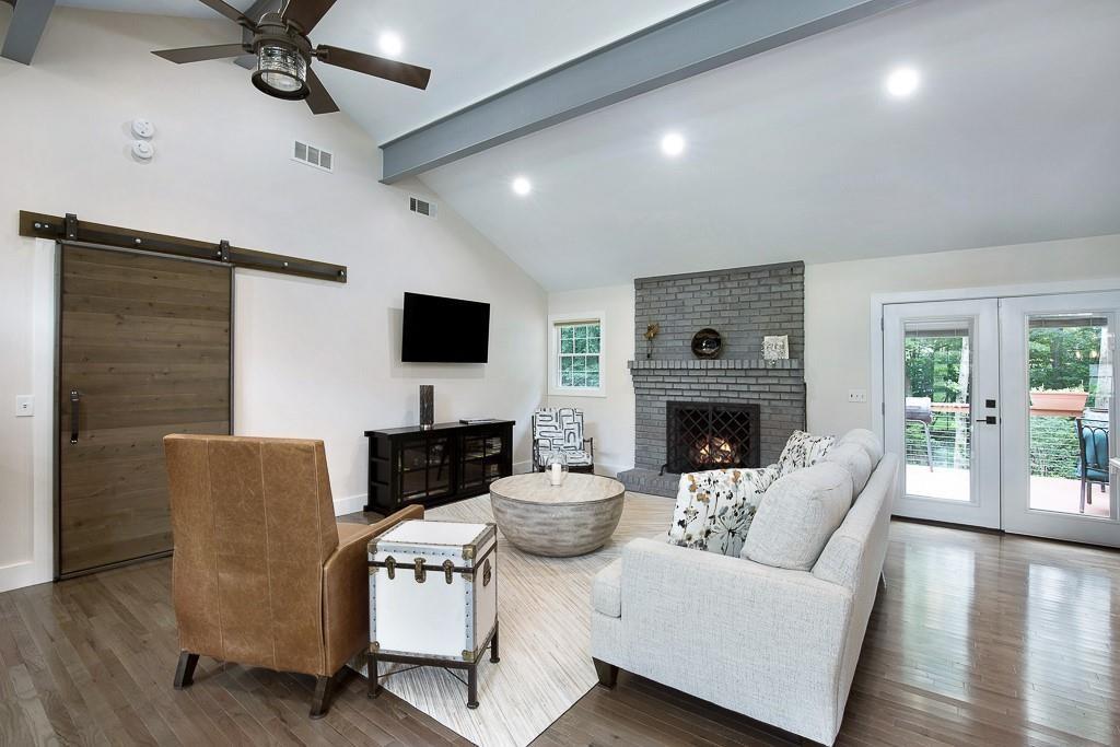 225 Jayne Ellen Way