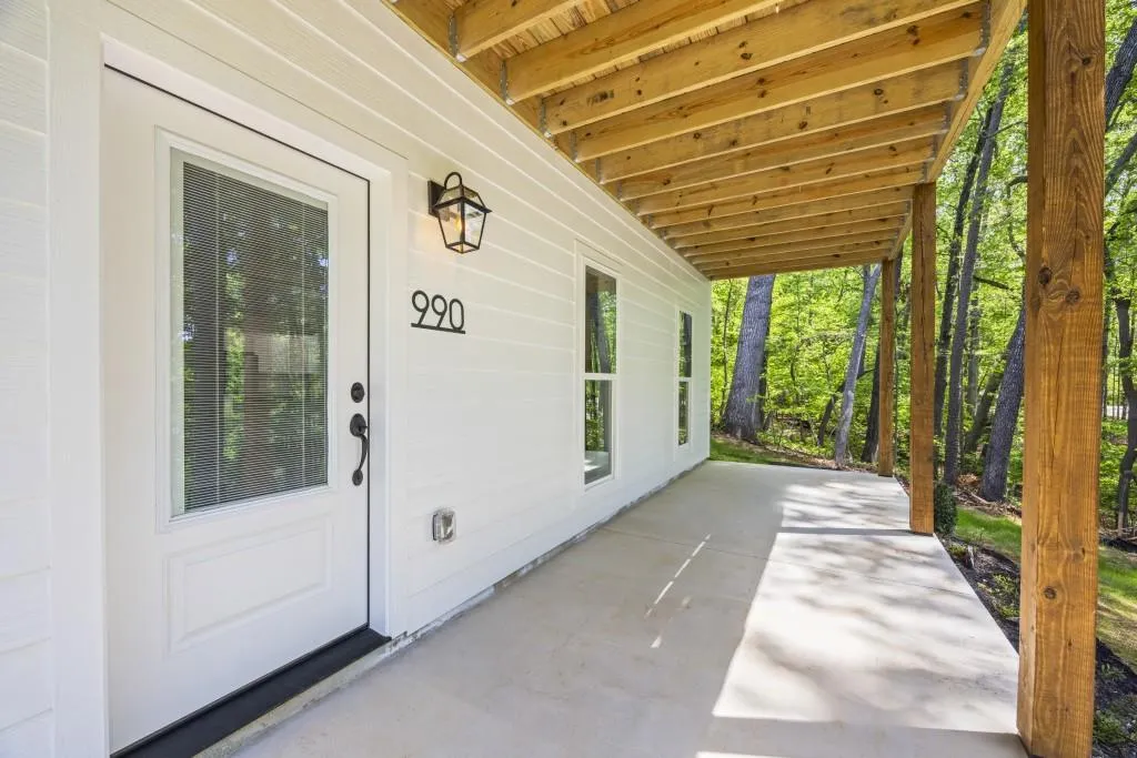 Lavonia, Georgia 30553, United States, 2 Bedrooms Bedrooms, ,3 BathroomsBathrooms,Residential,Active,119708