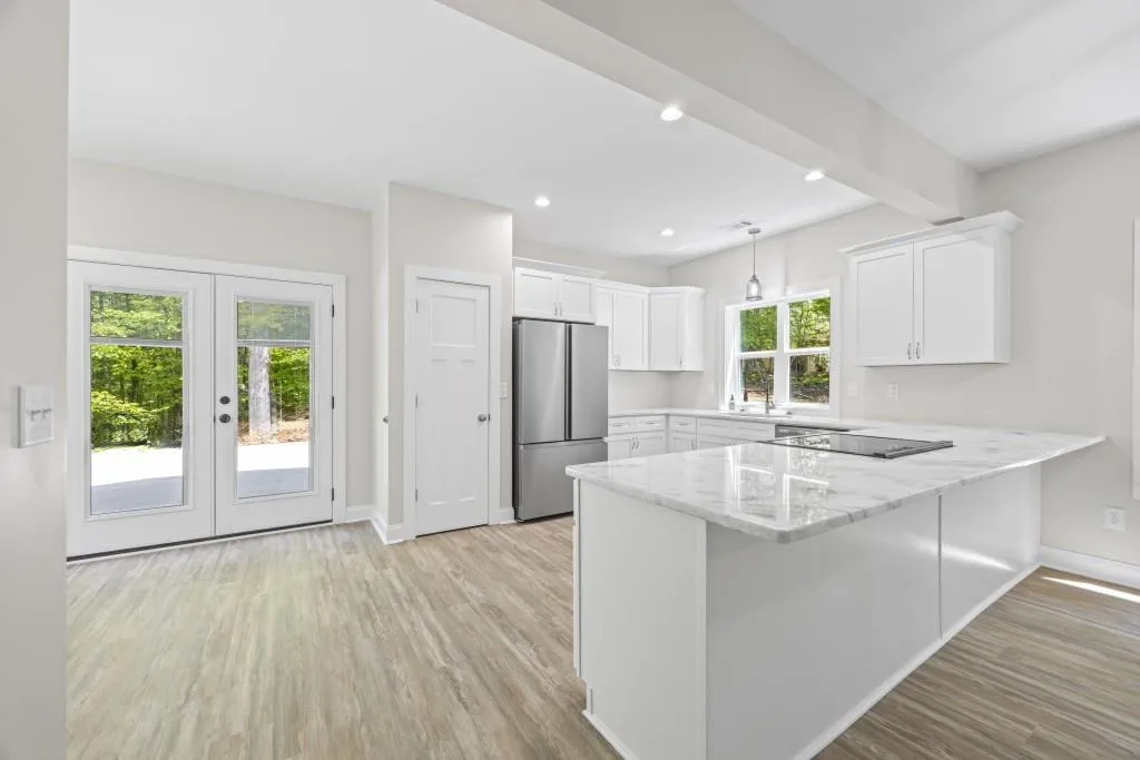 Lavonia, Georgia 30553, United States, 2 Bedrooms Bedrooms, ,3 BathroomsBathrooms,Residential,Active,119708