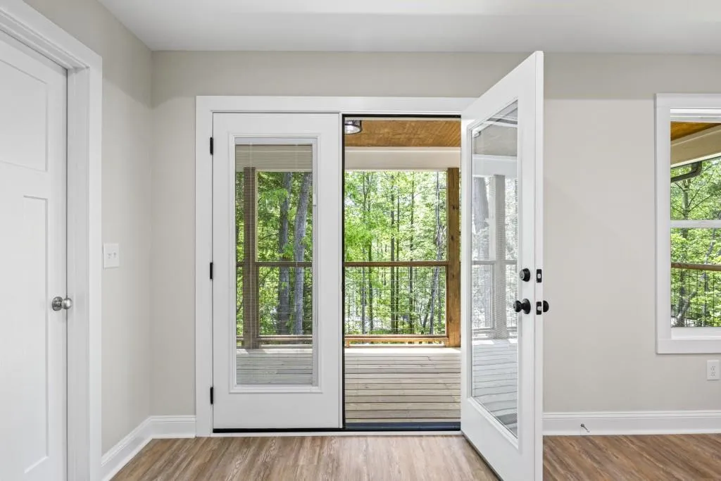 Lavonia, Georgia 30553, United States, 2 Bedrooms Bedrooms, ,3 BathroomsBathrooms,Residential,Active,119708