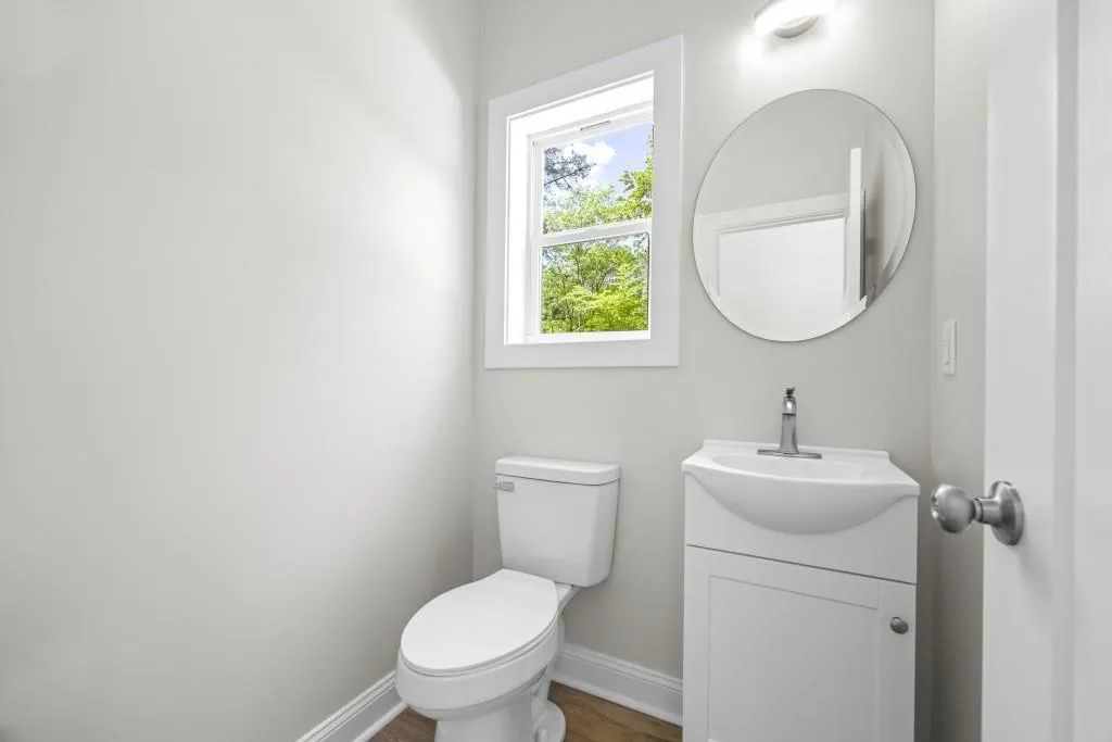 Lavonia, Georgia 30553, United States, 2 Bedrooms Bedrooms, ,3 BathroomsBathrooms,Residential,Active,119708