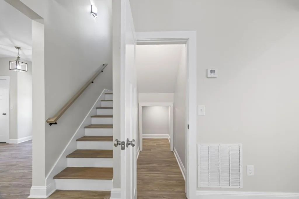 Lavonia, Georgia 30553, United States, 2 Bedrooms Bedrooms, ,3 BathroomsBathrooms,Residential,Active,119708