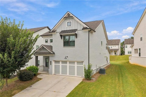 Homes For Sale - 1814 Westfall Landing<br/> Gwinnett County, Auburn, GA 30011