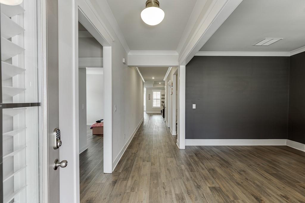35 Rose Walk Court