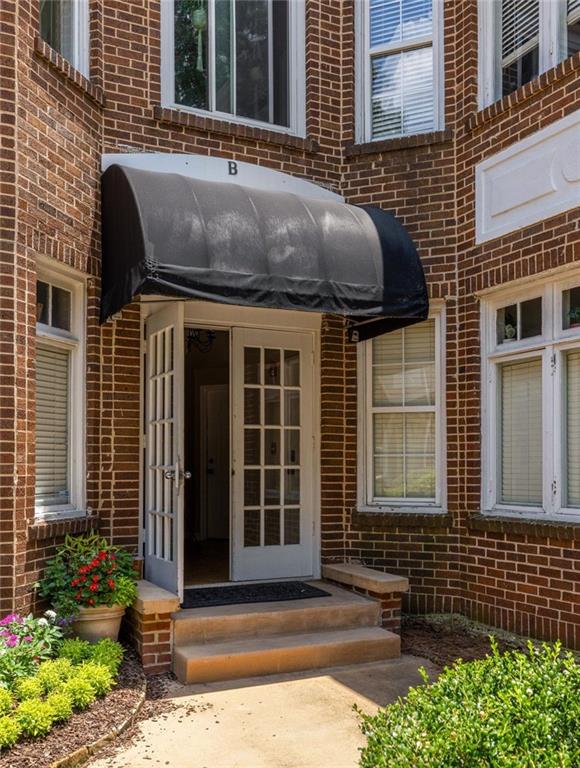737 BARNETT Street NE B6