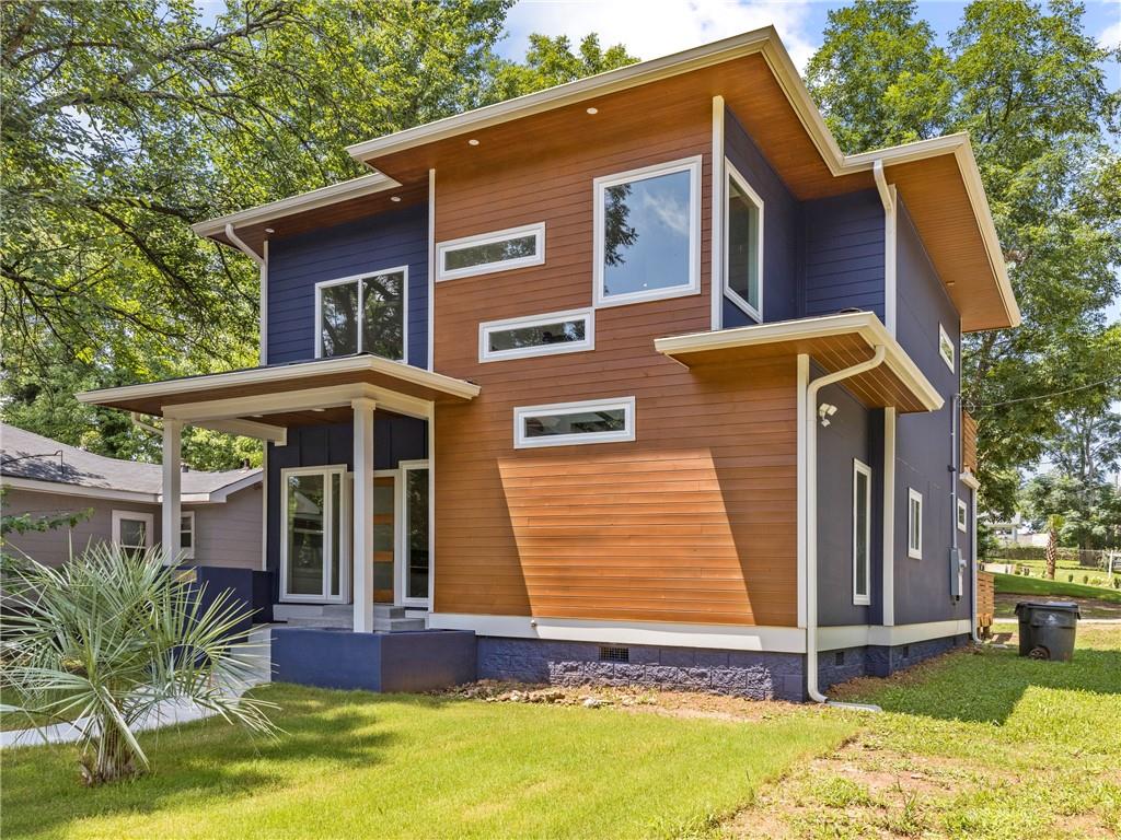 2879 Randall Street