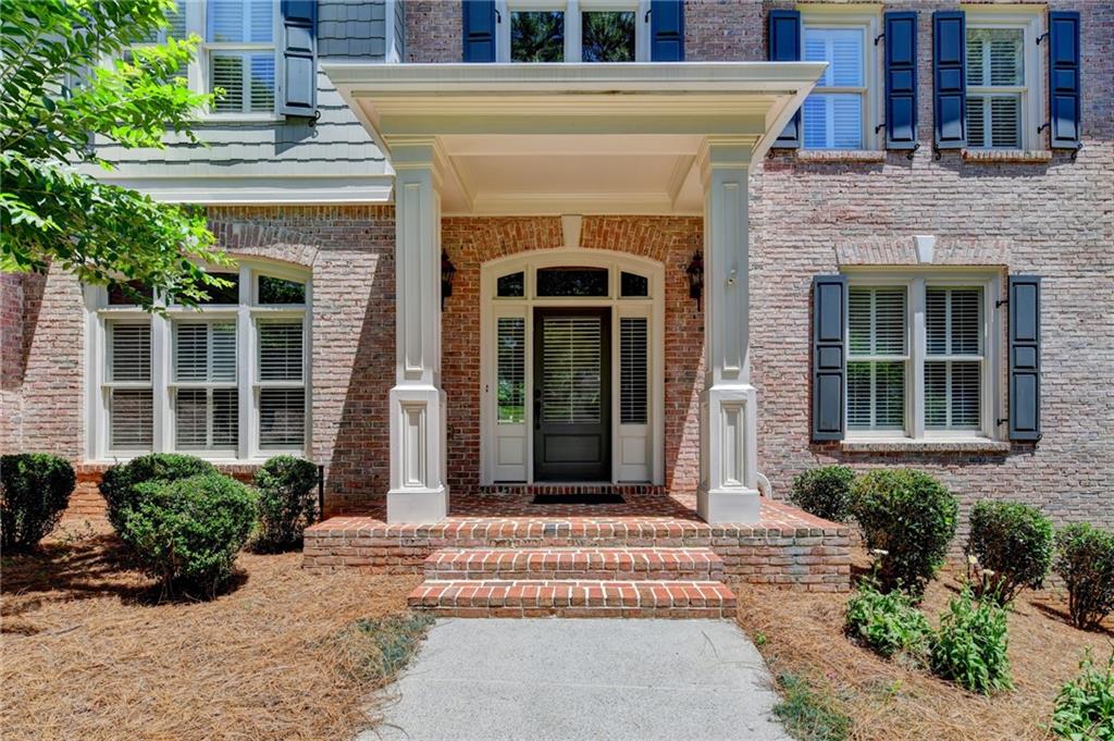6940 Laurel Oak Drive