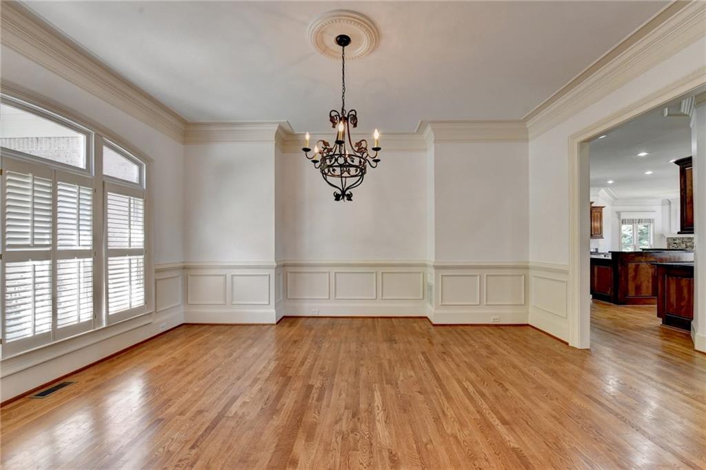 6940 Laurel Oak Drive