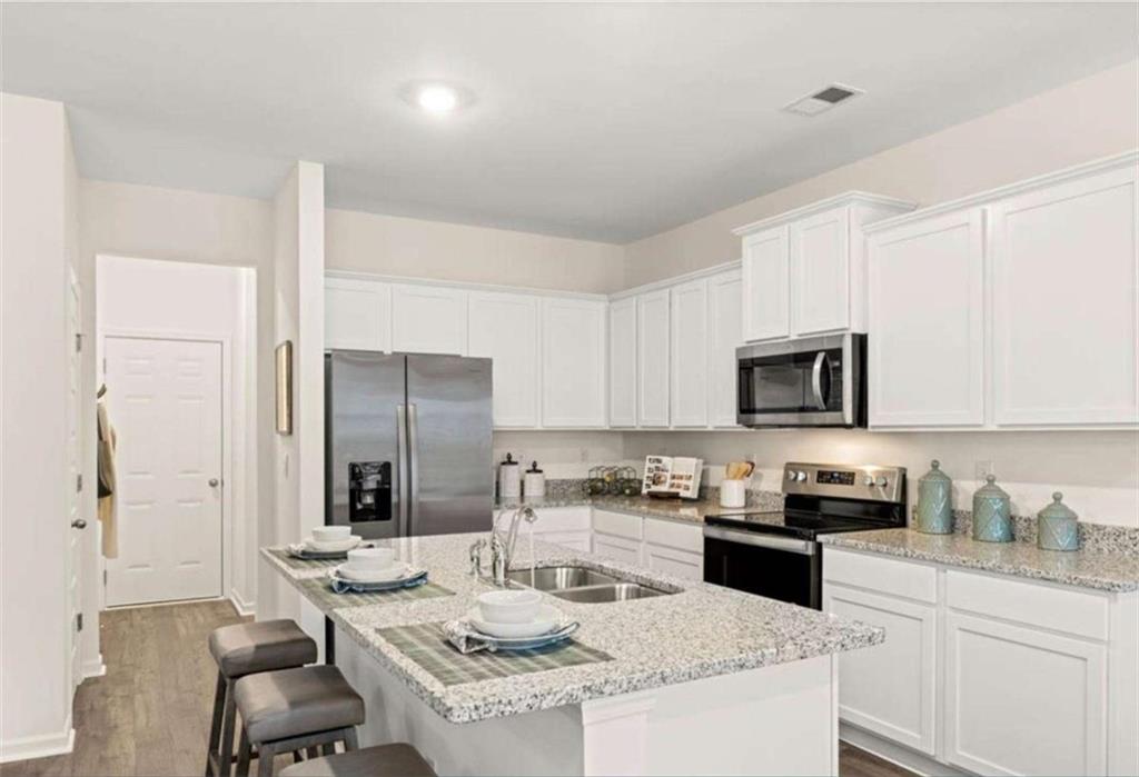 339 Elgin Drive, Lawrenceville, Georgia image 6