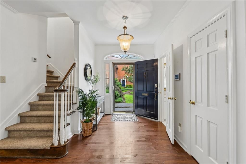 11 Kings Walk NE