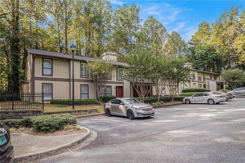 1702 Woodcliff Drive NE Atlanta GA 30329