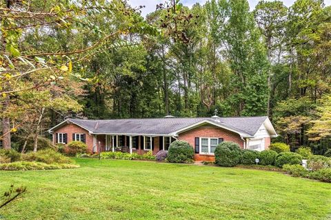 5184 Oxbow Road Smoke Rise GA 30087