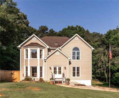 Homes For Sale - 458 Coolsprings Trail<br/> Woodstock, GA 30188