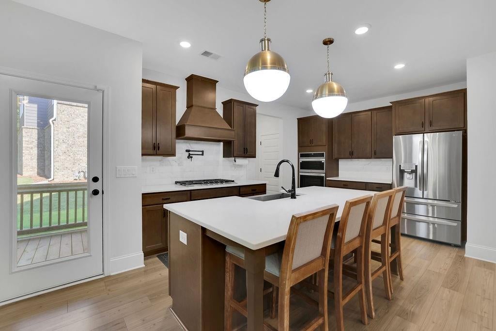 2524 Parkside Way