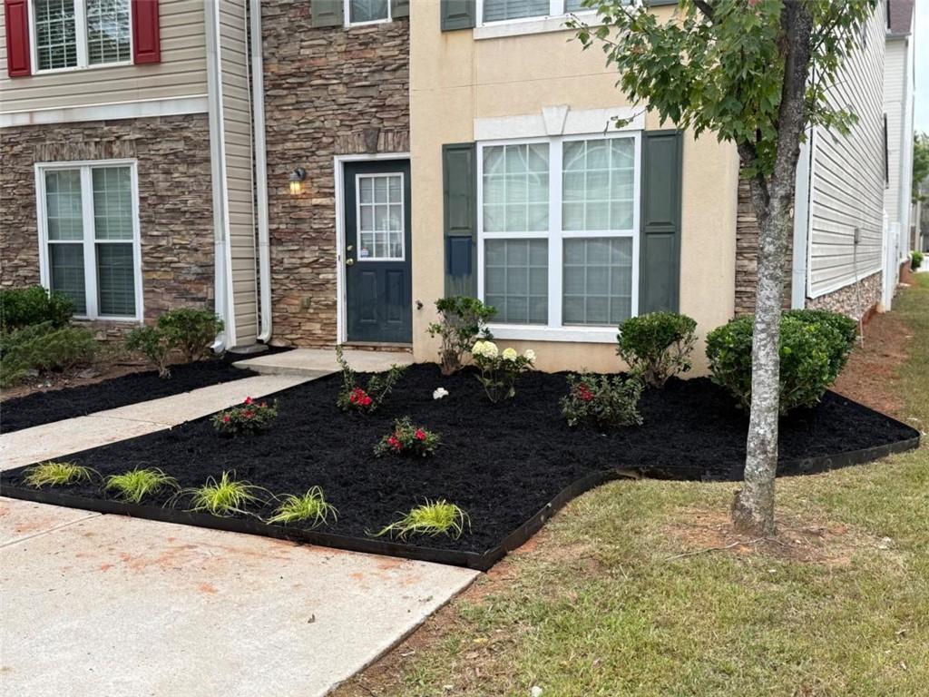 11435 South Grove Drive