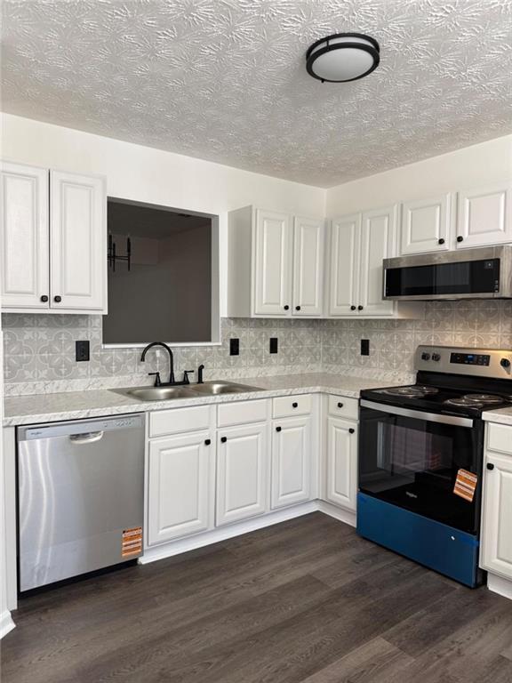 11435 South Grove Drive