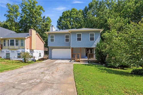 Homes For Sale - 4945 Bent Creek Court<br/> Buford, GA 30518