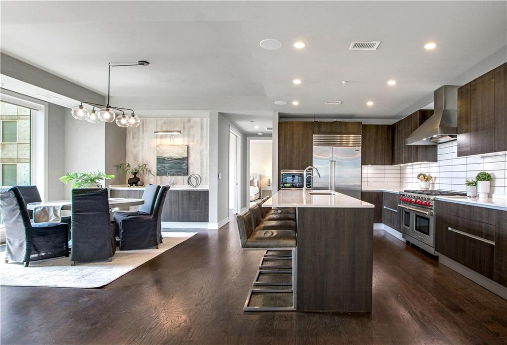 867 Peachtree Street NE 702