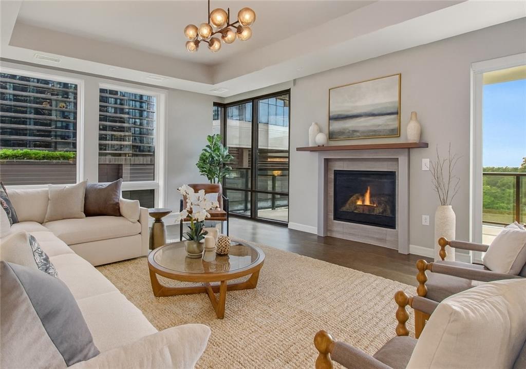 867 Peachtree Street NE 702