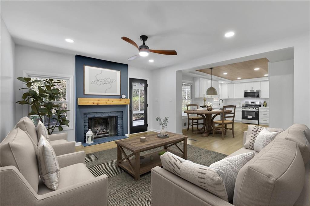 232 Lamplighter Lane SE