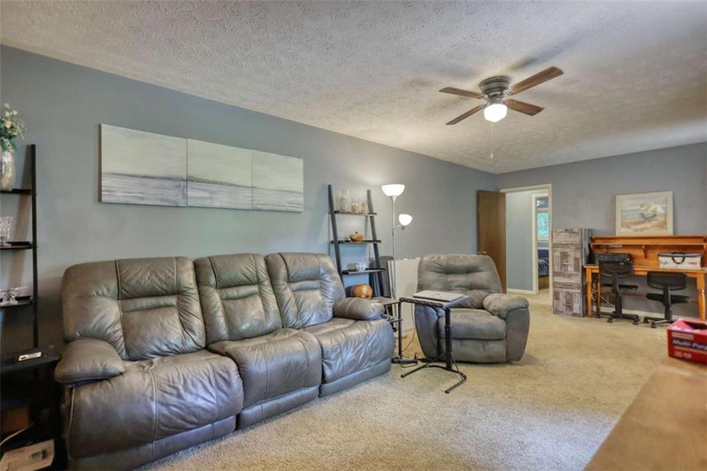 2368 Ellis Court Ct, Snellville, Georgia image 15