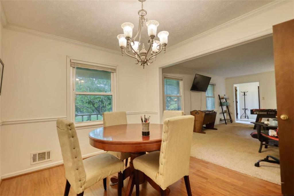 2368 Ellis Court Ct, Snellville, Georgia image 11