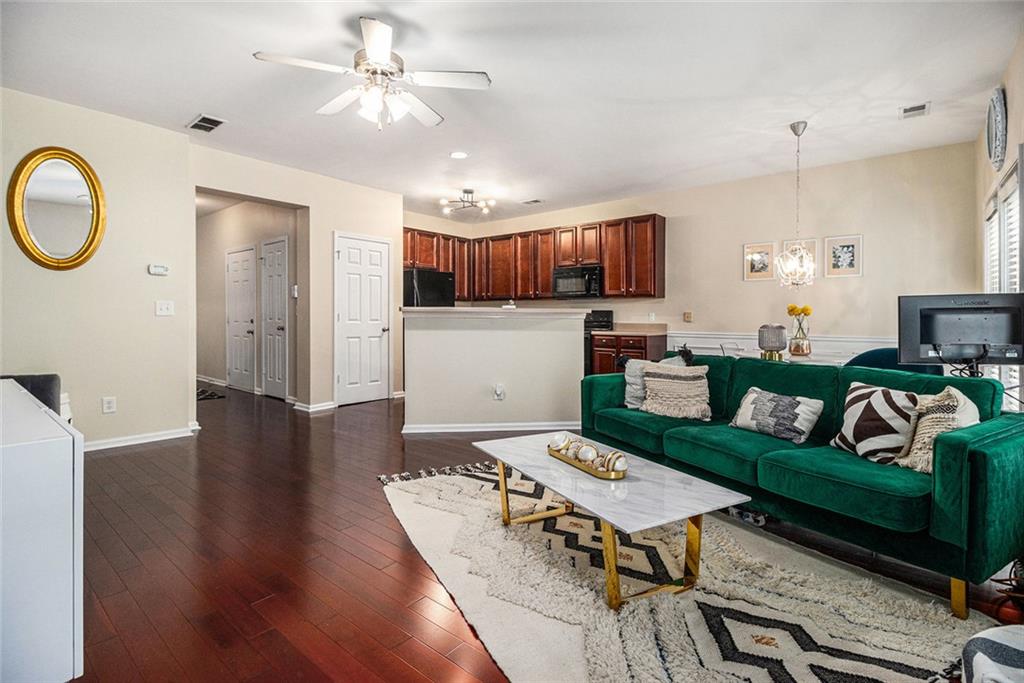 2555 Flat Shoals Road #1405, College Park, Georgia image 7