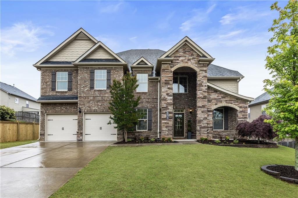 4375 Mossbrook Circle, Alpharetta, Georgia image 1